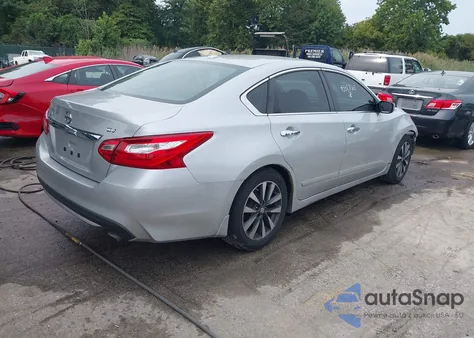 2017 Nissan Altima 2.5 Sv z USA, uszkodzony, nr VIN 1N4AL3AP2HC132184